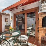 La Casita De Conchita Дом отдыха *